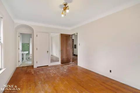 Bedroom - 1350 Buckingham, Grosse Pointe Park, MI 48230 photo 2 of 6