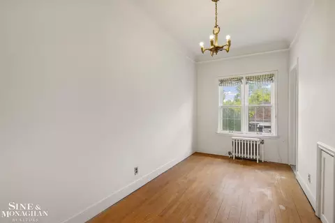 Bedroom - 1350 Buckingham, Grosse Pointe Park, MI 48230 photo 4 of 6