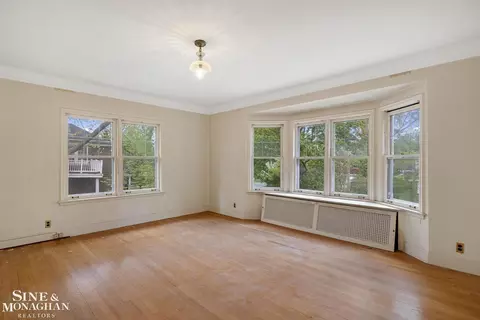 Living - 1350 Buckingham, Grosse Pointe Park, MI 48230 photo 4 of 4