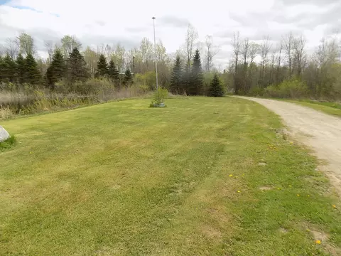 Exterior - 8901 E Ashard, Clare, MI 48617 photo 8 of 11