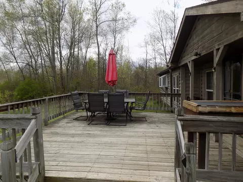 Exterior - 8901 E Ashard, Clare, MI 48617 photo 3 of 11