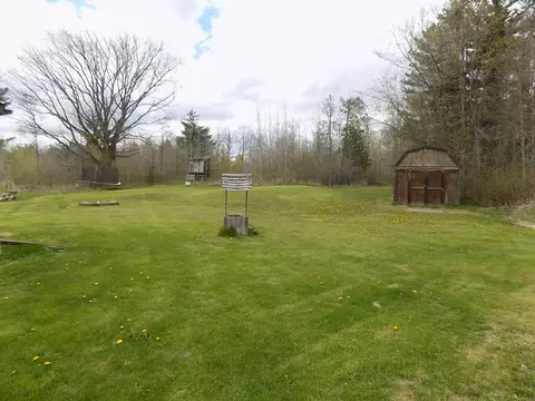 Exterior - 8901 E Ashard, Clare, MI 48617 photo 6 of 11