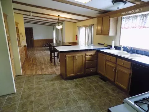 Kitchen - 8901 E Ashard, Clare, MI 48617 photo 4 of 5