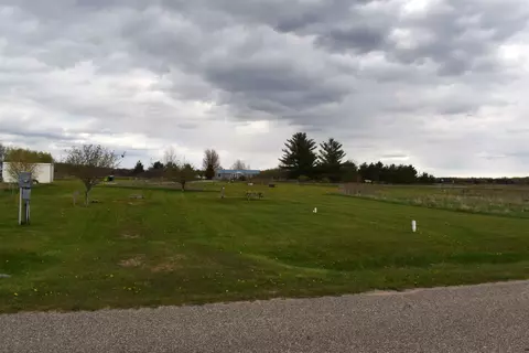 1372 Fairfield, Gladwin, MI 48624