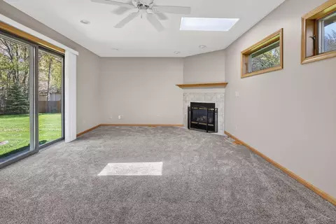 Living - 385 S Orr, Hemlock, MI 48626 photo 6 of 8