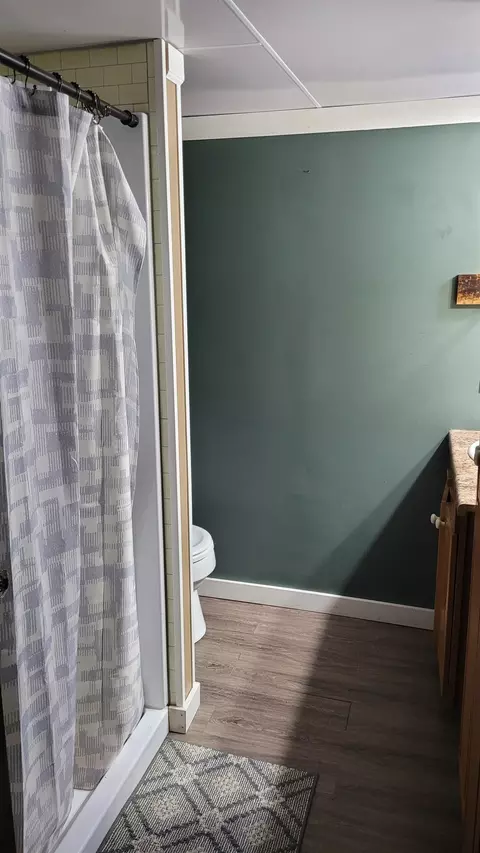 Bath - 514 Hampton, Owosso, MI 48867 photo 3 of 3