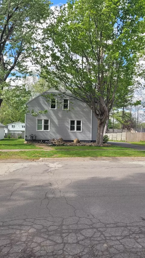 Exterior - 514 Hampton, Owosso, MI 48867 photo 2 of 4