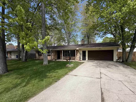 1072 Birch, Saginaw, MI 48609