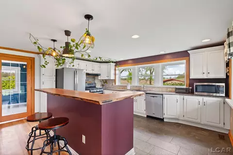 Kitchen - 1908 E Us-12, Clinton, MI 49236 photo 1 of 8