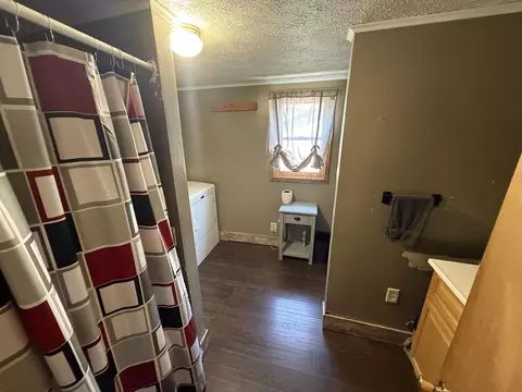 Bath - 317 Jackson, Omer, MI 48749 photo 2 of 4