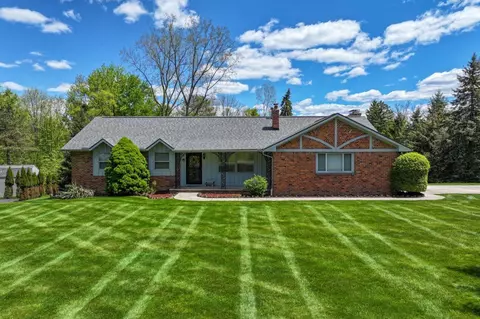 8389 Manchester, Grand Blanc, MI 48439