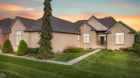 13782 Blue Beech, Shelby Township, MI 48315