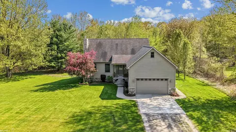 6527 Genaw, Algonac, MI 48001