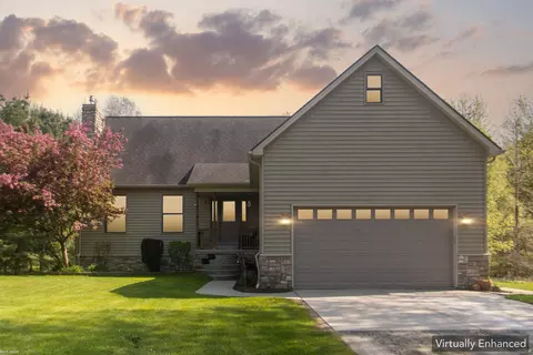6527 Genaw, Algonac, MI 48001