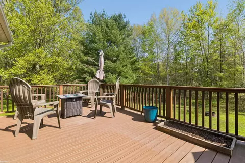 Exterior - 6527 Genaw, Algonac, MI 48001 photo 13 of 14
