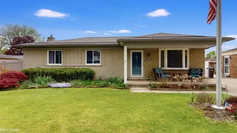 14631 Annapolis, Sterling Heights, MI 48313
