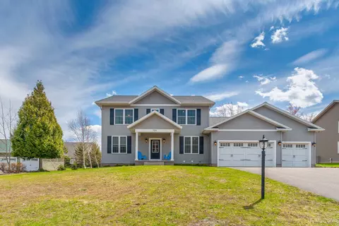 709 Horizons, Marquette, MI 49855