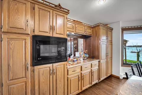 Kitchen - 523 Lathrop, Algonac, MI 48001 photo 8 of 11