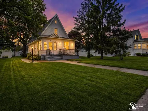 720 E 2nd, Monroe, MI 48161