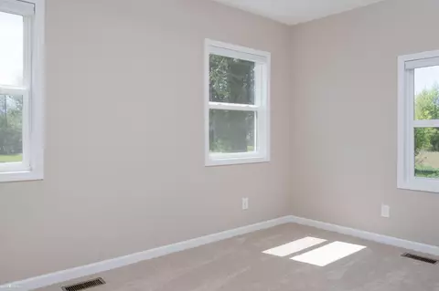 Bedroom - 11695 E Lytle, Lennon, MI 48449 photo 1 of 5