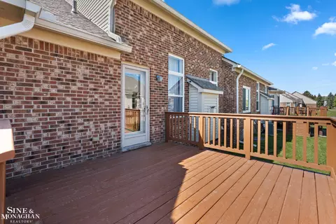 Exterior - 20773 Kenmare, Macomb, MI 48044 photo 5 of 7