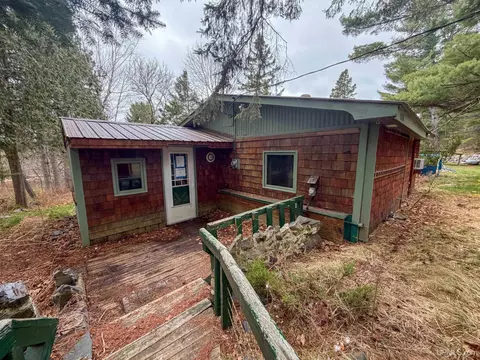 5256 Juniper, Republic, MI 49879