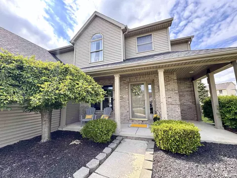 2823 Chapel Crk, Lambertville, MI 48144
