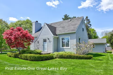 1835 Hemmeter, Saginaw, MI 48638