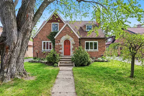 2216 Adams, Saginaw, MI 48602