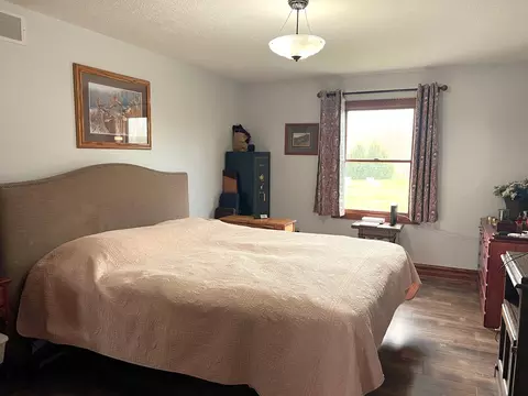 Bedroom - 775 E Beard, Perry, MI 48872 photo 1 of 4