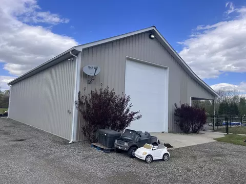 Exterior - 775 E Beard, Perry, MI 48872 photo 12 of 15