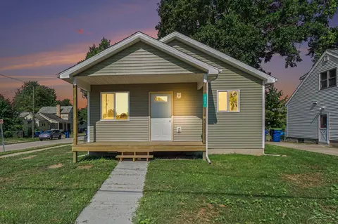 220 S Sherman, Bay City, MI 48708