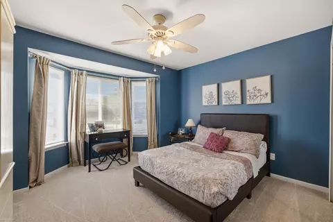 Bedroom - 22465 Bluewater, Macomb, MI 48044 photo 4 of 6