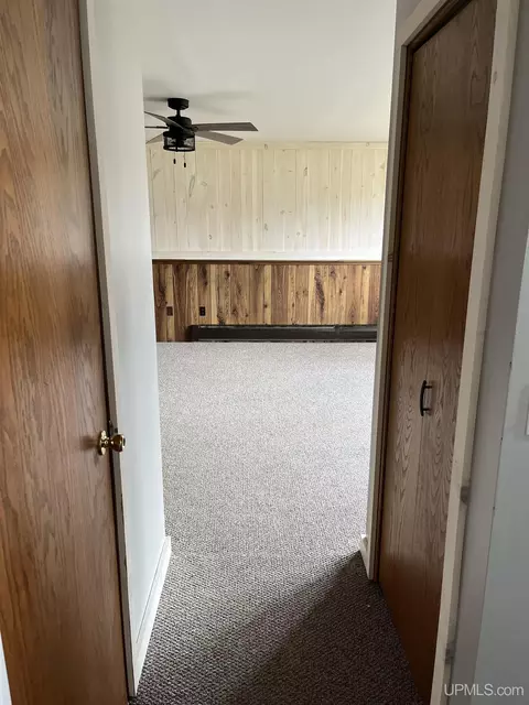 Entry Way - 1640 Glenwood, Ishpeming, MI 49849 photo 6 of 6