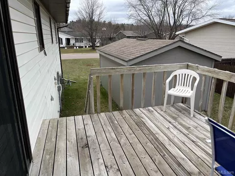 Exterior - 1640 Glenwood, Ishpeming, MI 49849 photo 5 of 8