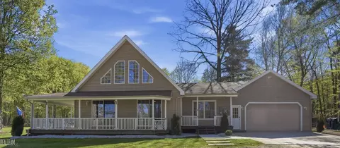 7932 Kilgore, Greenwood, MI 48006