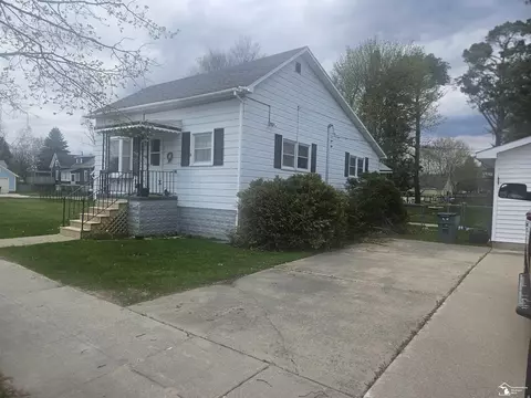 821 2nd, Alpena, MI 49707