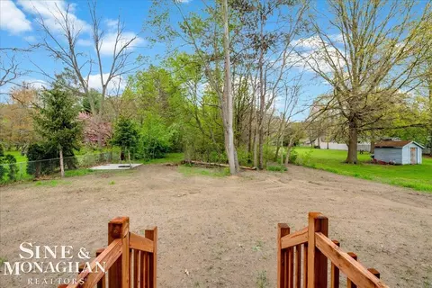 Exterior - 2060 Washington, Algonac, MI 48001 photo 3 of 4