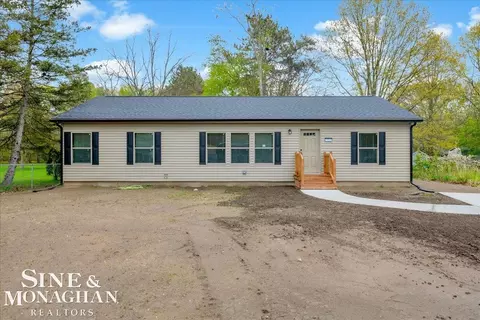 2060 Washington, Algonac, MI 48001