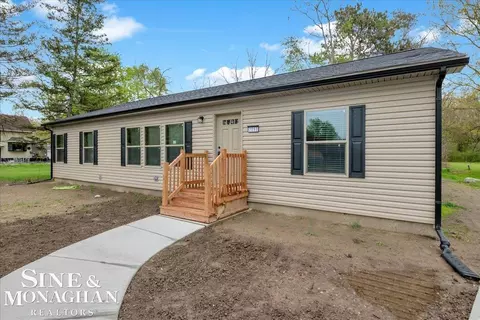 Other - 2060 Washington, Algonac, MI 48001 photo 2 of 17
