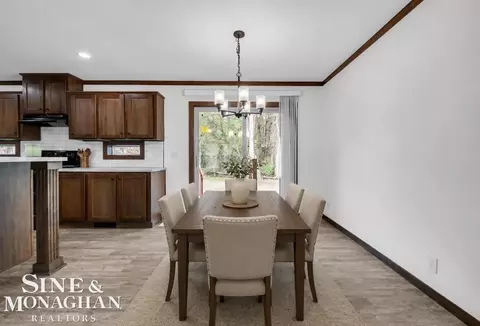 Dining - 2060 Washington, Algonac, MI 48001 photo 2 of 3
