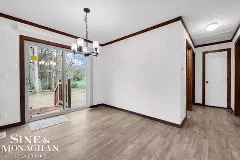 Dining - 2060 Washington, Algonac, MI 48001 photo 3 of 3