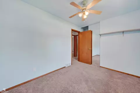Bedroom - 24099 Pingree, Warren, MI 48089 photo 4 of 6