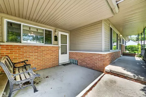 Exterior - 24099 Pingree, Warren, MI 48089 photo 2 of 11
