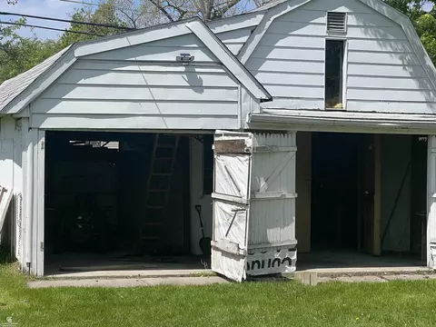24099 Pingree, Warren, MI 48089 photo 9