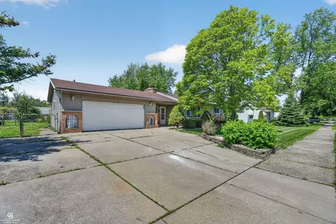 Exterior - 24099 Pingree, Warren, MI 48089 photo 10 of 11