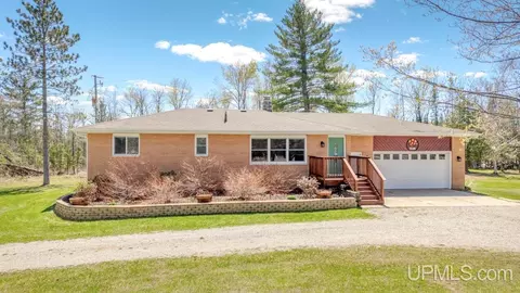 w5985 Us 2, Hermansville, MI 49847