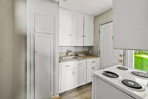 Kitchen - 533 E 12 #535, Flint, MI 48503 photo 2 of 2