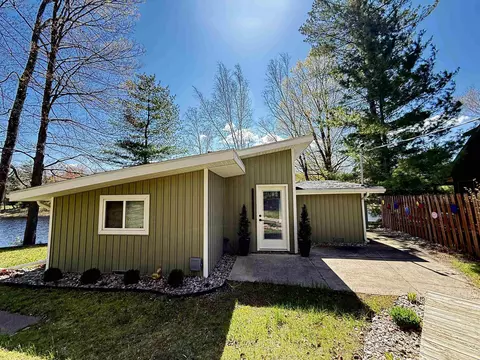 1958 Peters, Alger, MI 48610