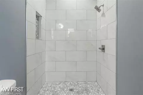 Bath - 11130 Brahms, Davison, MI 48423 photo 1 of 1